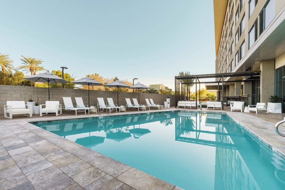 Ac Hotel By Marriott Scottsdale North - photo 23