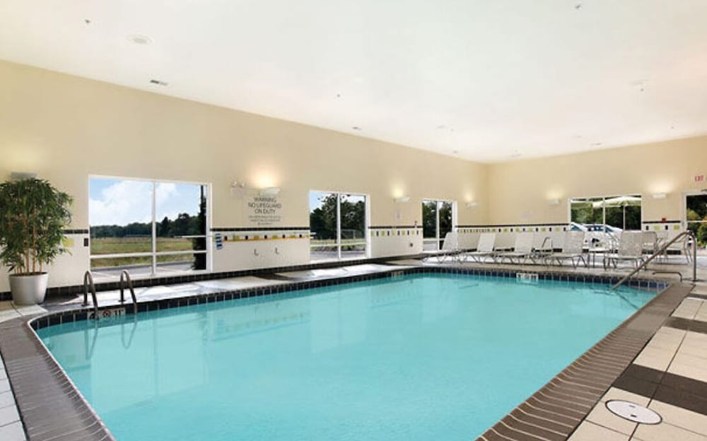 Fairfield Inn & Suites by Marriott Weirton - photo 11