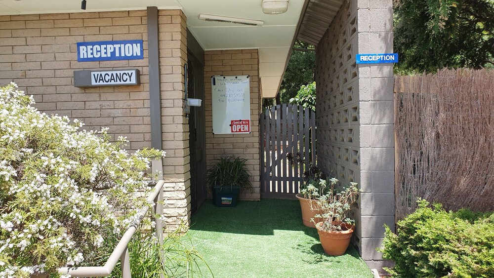 Allamar Motor Inn — Bright — photo 3