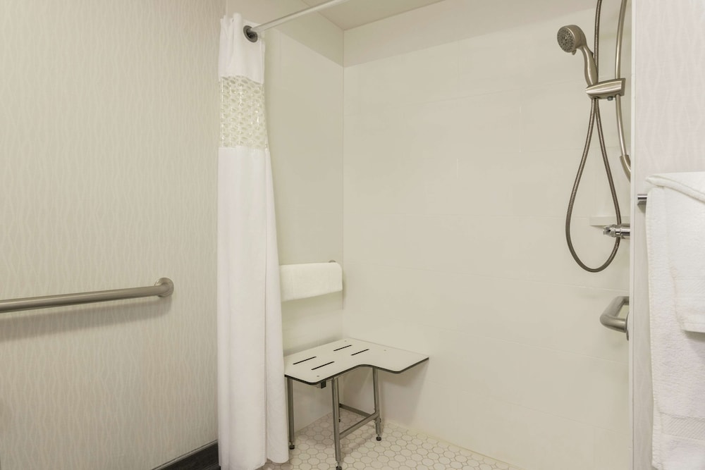 Hampton Inn Birmingham Trussville - photo 30