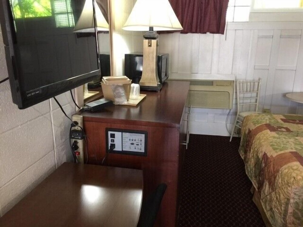 Hollander Motel - photo 9
