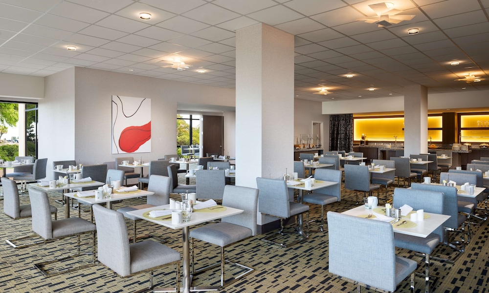 Hilton San Francisco Airport Bayfront - photo 54