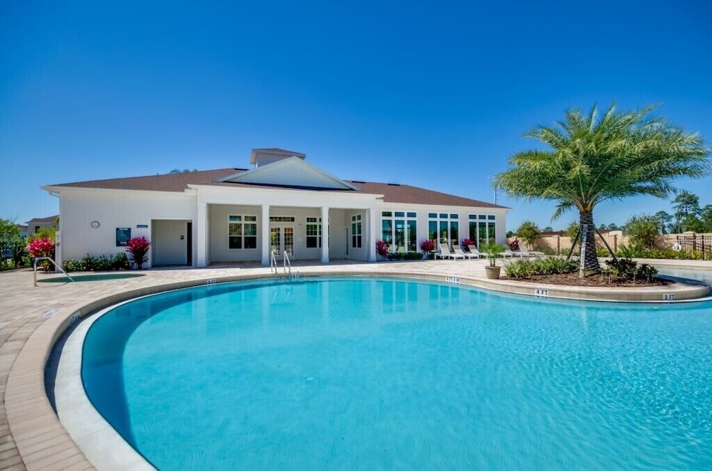 Lucaya Village Resort 4 Bedroom TownHome 4 Townhouse by RedAwning - photo 21