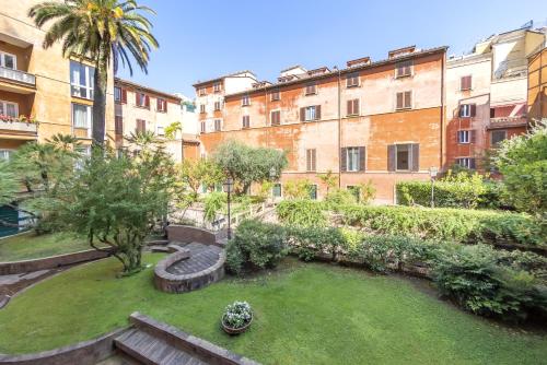 Giove in Trevi — 4-Star Luxury Hotel in Rome, Italy