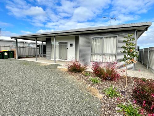 Seaview On Terry Court — Kingscote