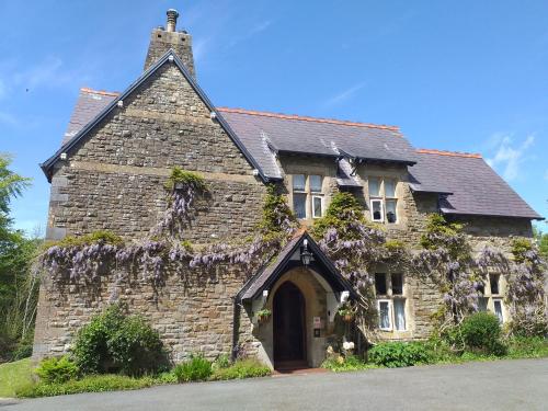 St David's Guesthouse — 4-Star Luxury Hotel in Haverfordwest, United Kingdom