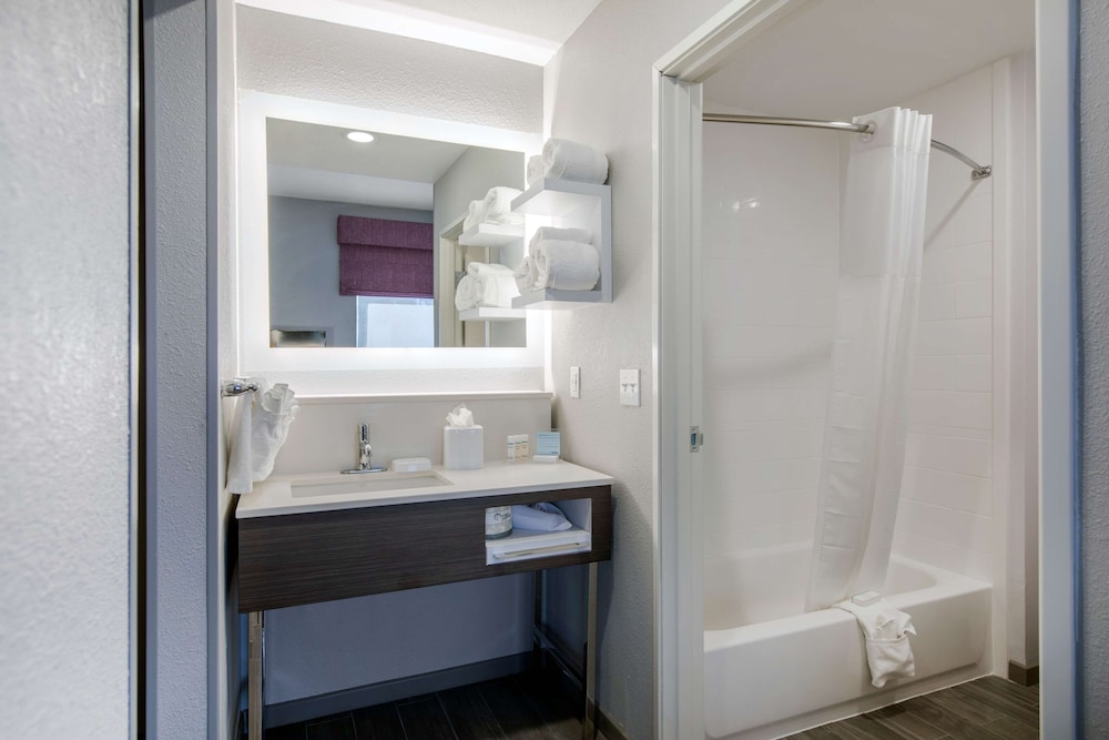 Hampton Inn And Suites By Hilton Ruidoso - photo 34