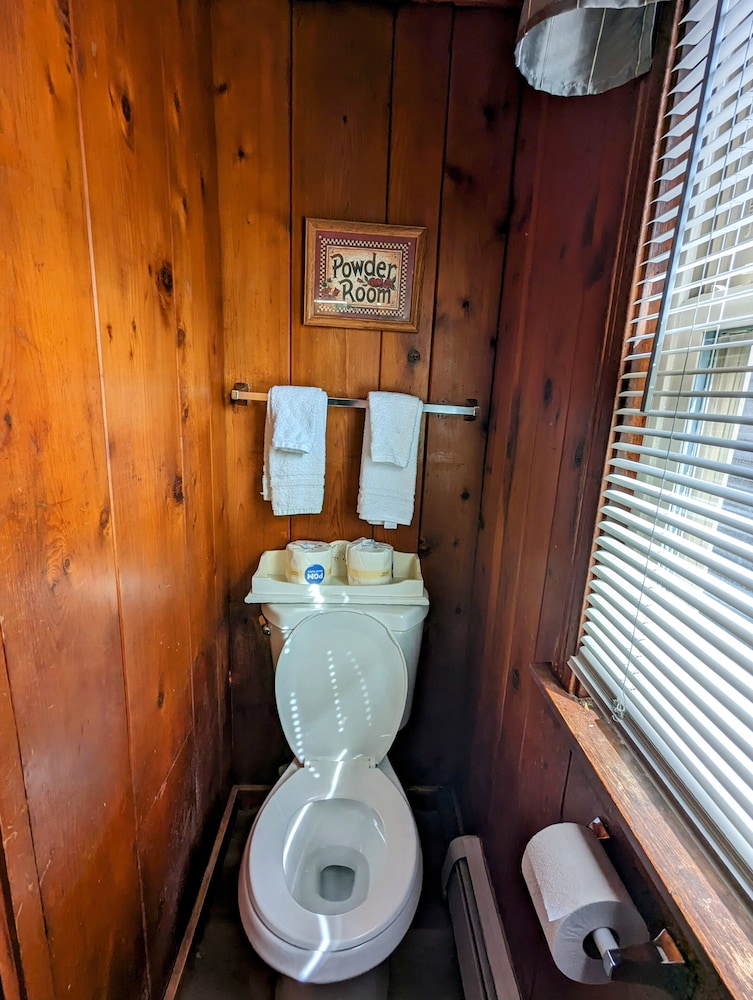 Riverside Motel - photo 41