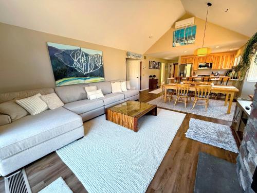 F4 Warm Fairway Village Townhome mountain views and large lawn So much to do - photo 9