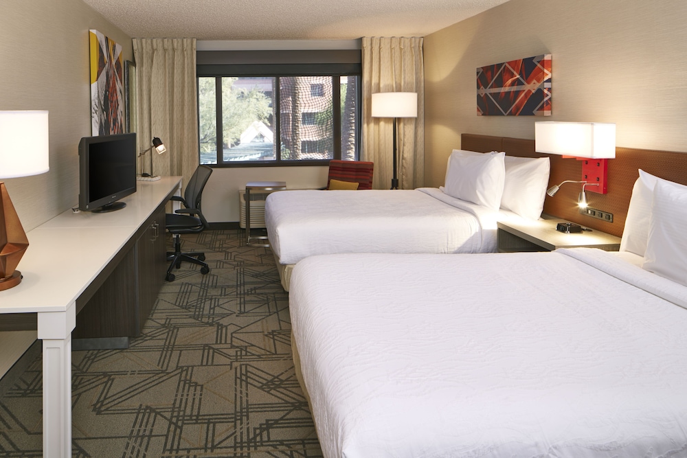 Hilton Garden Inn Scottsdale Old Town - photo 27