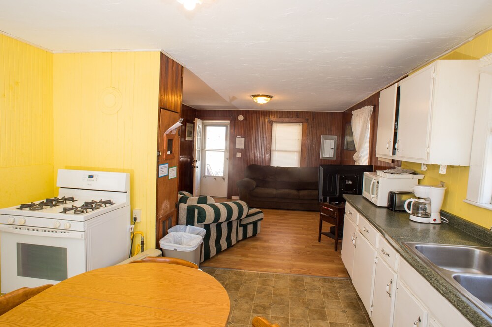 Nautical Motel and Suites - photo 54