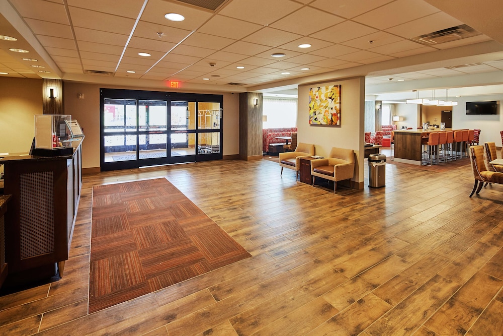 Hampton Inn Parker - photo 3