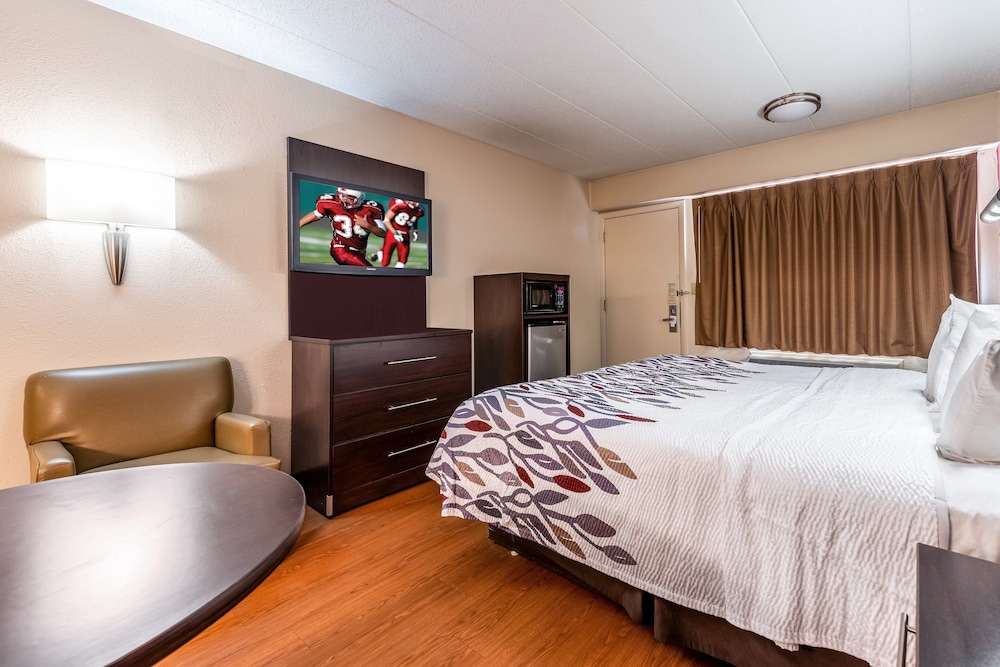 Red Roof Inn Merrillville - photo 15