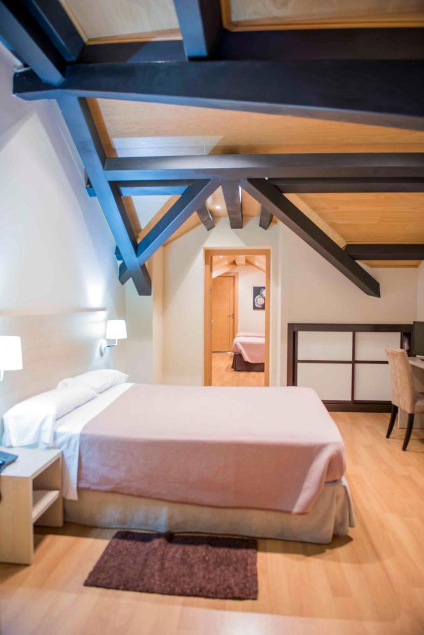 Hotel Meson de Erosa — Viana — photo 4