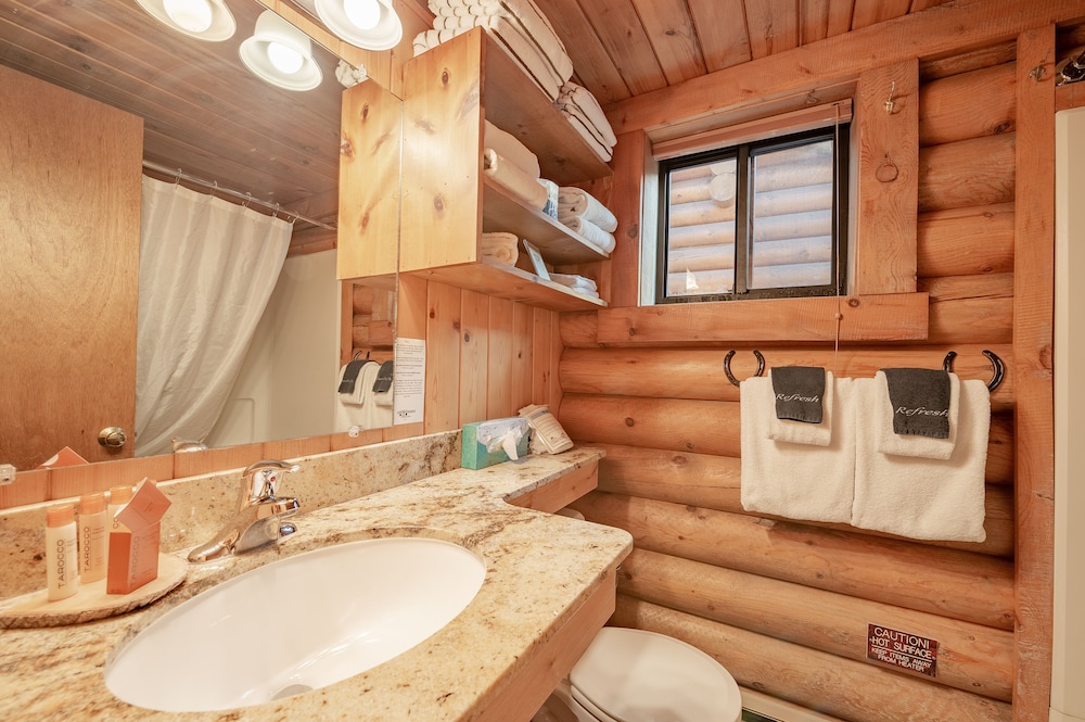 Cowboy Village Resort - photo 48