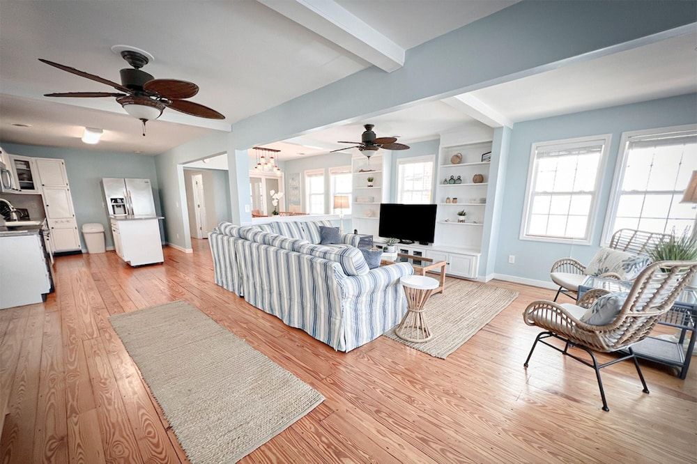 Lands End Retreat by Sea Scape Properties - photo 20