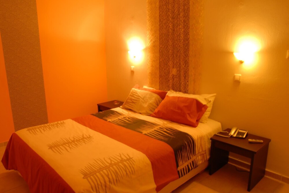 Hotel Flisvos — Oropos — photo 2