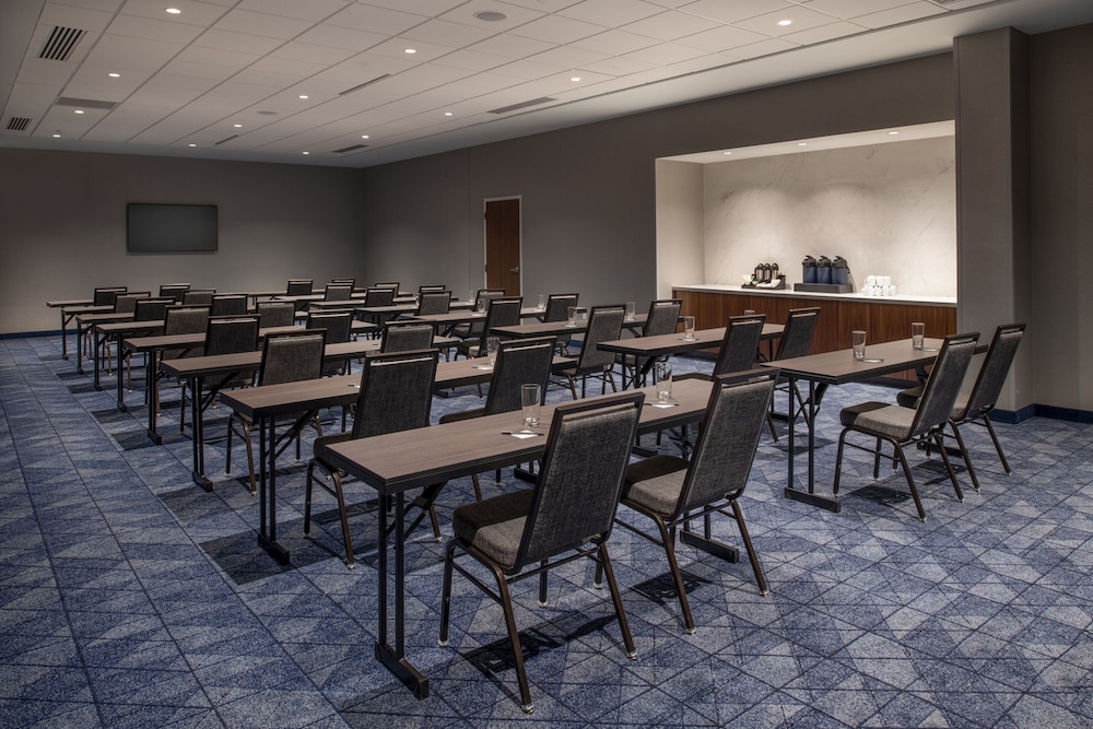 Courtyard by Marriott Olympia - photo 31