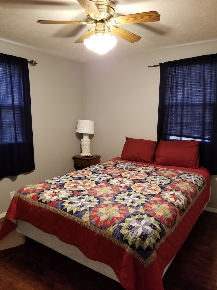 The Cottage Resort - photo 8