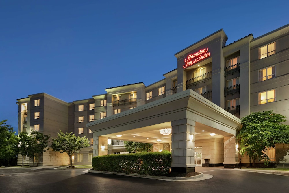 Hampton Inn & Suites Washington Dulles International Airport - featured photo