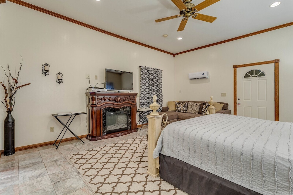 The Whispering Pines Inn Bed & Breakfast - photo 10
