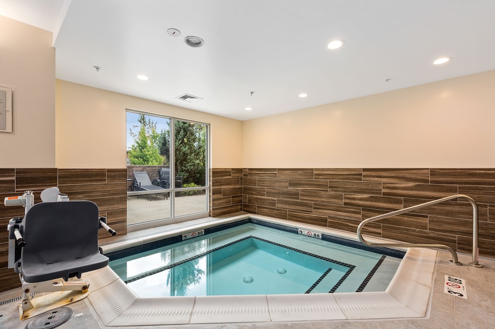 Fairfield Inn & Suites by Marriott Bend Downtown - photo 21