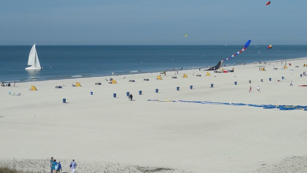 Whispers Resort By Affordable Beach Condos - photo 96