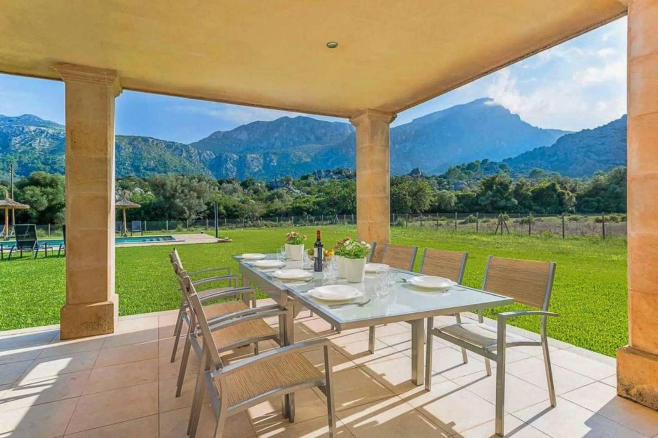 Villa Vall D'en March by Sealand Villas — 4-Star Luxury Hotel in Pollenca, Spain