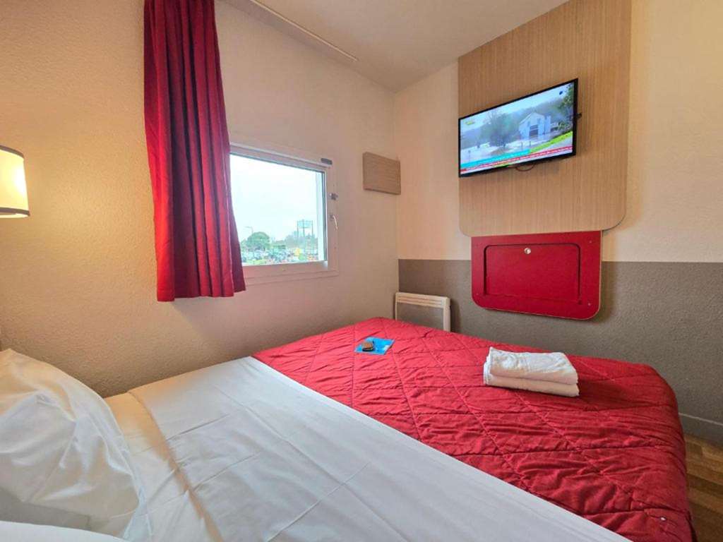 Premiere Classe Troyes Sud Parc Saint Thibault — hotel in Bucheres