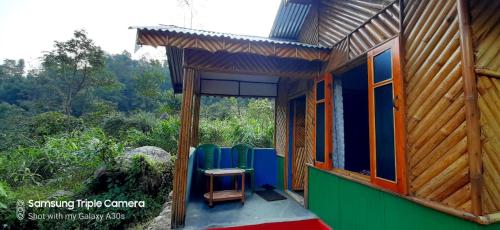 Vamoose Sampang - carbon neutral hotel in Darjiling