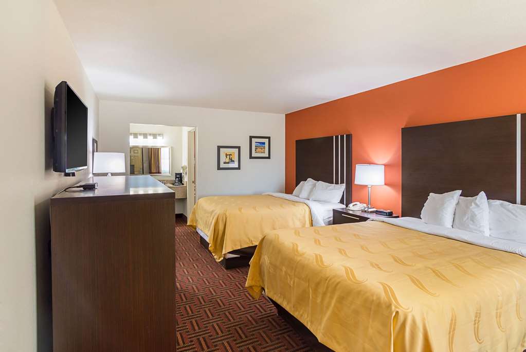 Quality Inn Amarillo East - photo 8