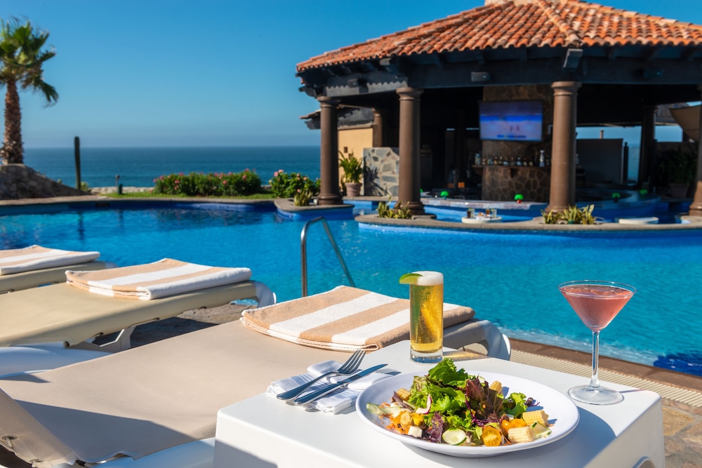 Infinity pool