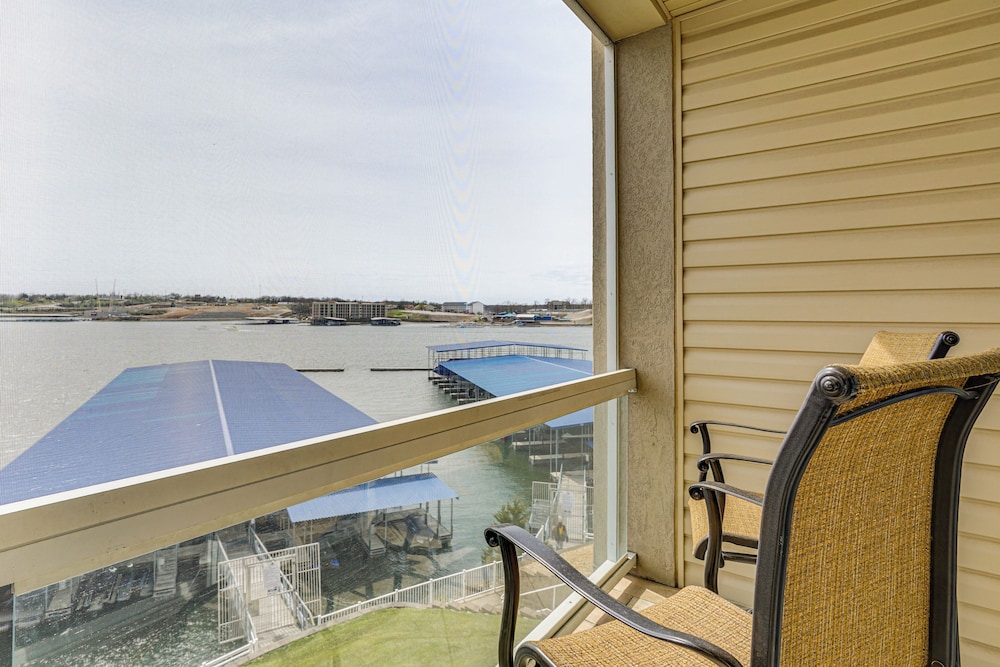 Resort Perks View Lands End Condo in Osage Beach - photo 15