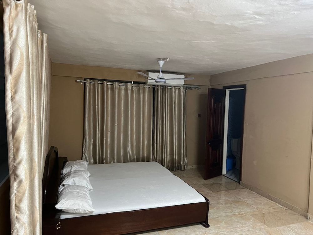Hansonic Hotel - last minute hotel in Accra