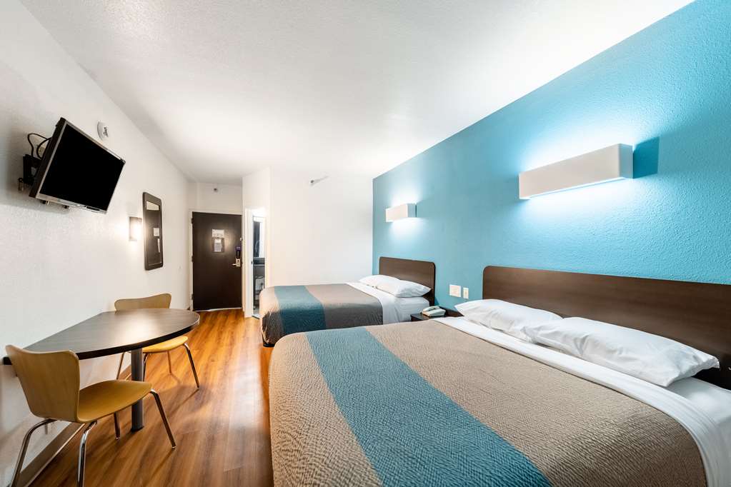 Motel 6 Lewisville TX Medical City - photo 9
