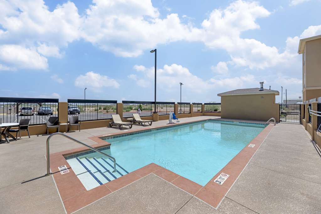 Quality Inn & Suites Carlsbad Caverns Area - photo 21