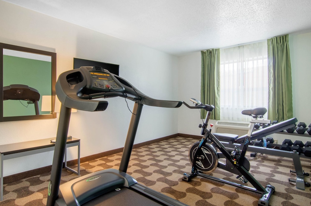 Quality Inn Russell KS - photo 22