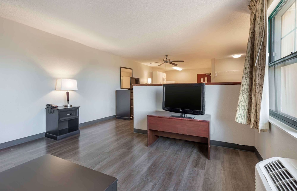 Extended Stay America Select Suites Lexington Park Pax River - photo 12
