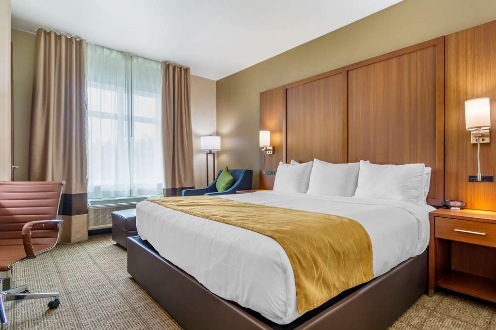 Comfort Inn & Suites Lakewood by JBLM - photo 12
