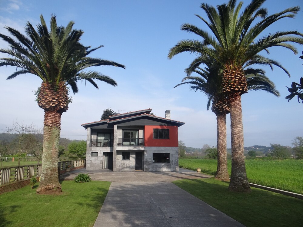 La Casa de la Ría — 4-Star Luxury Hotel in Ribadesella, Spain