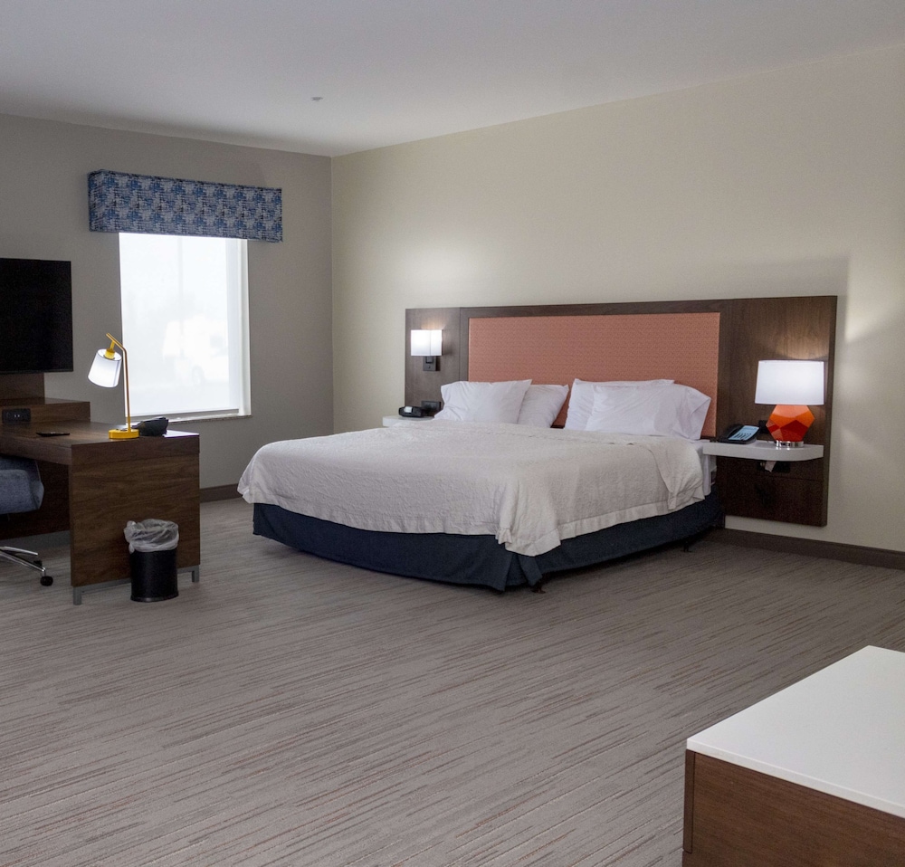 Hampton Inn & Suites Riverton - photo 15