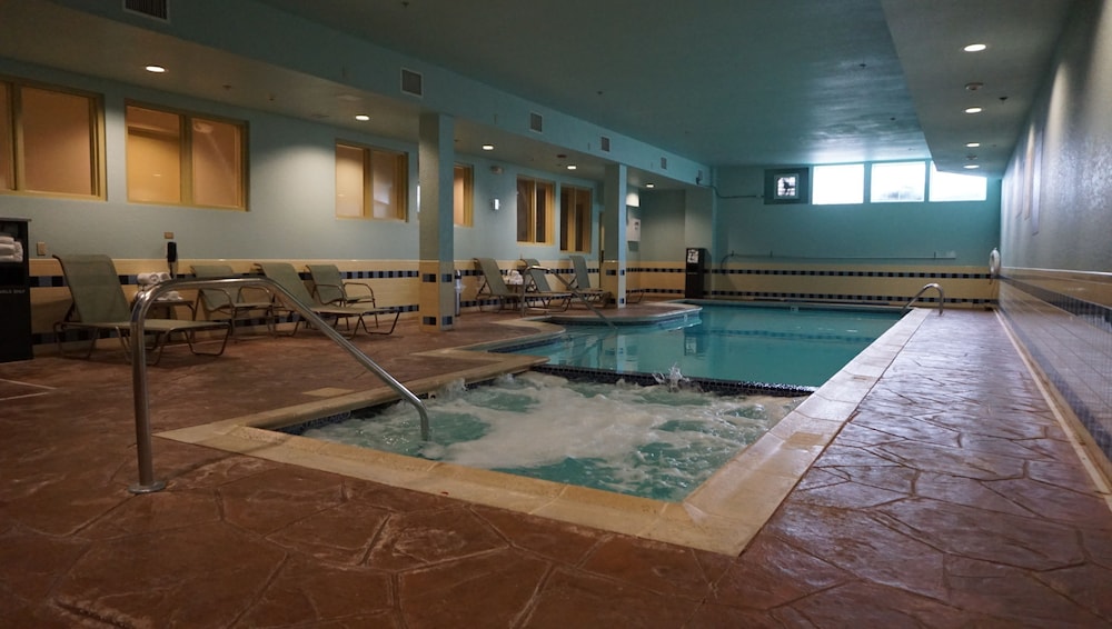 Candlewood Suites West Springfield by IHG - photo 20