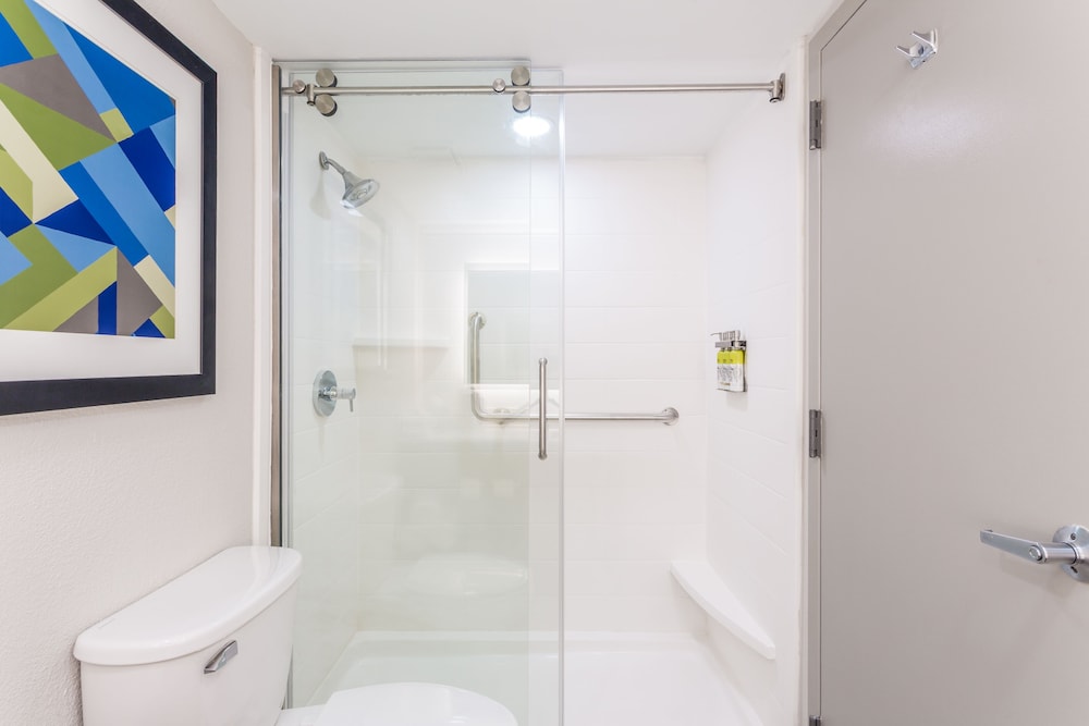 Holiday Inn Express Exton by IHG - photo 23