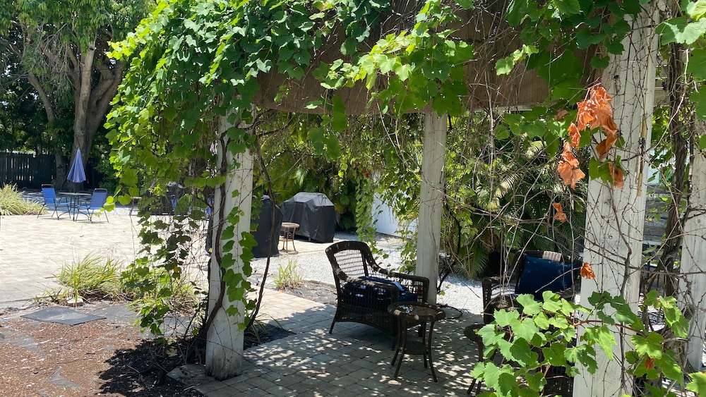 Tropical Breeze Resort - photo 126