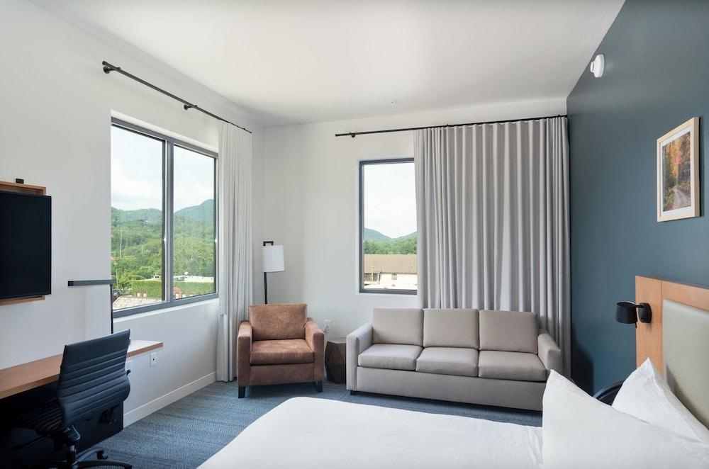 Bridge Creek Inn - photo 9