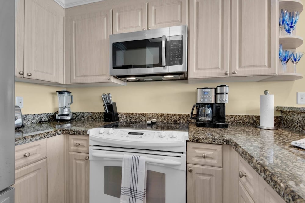 Boardwalk Beach Resort Unit 905 - photo 13