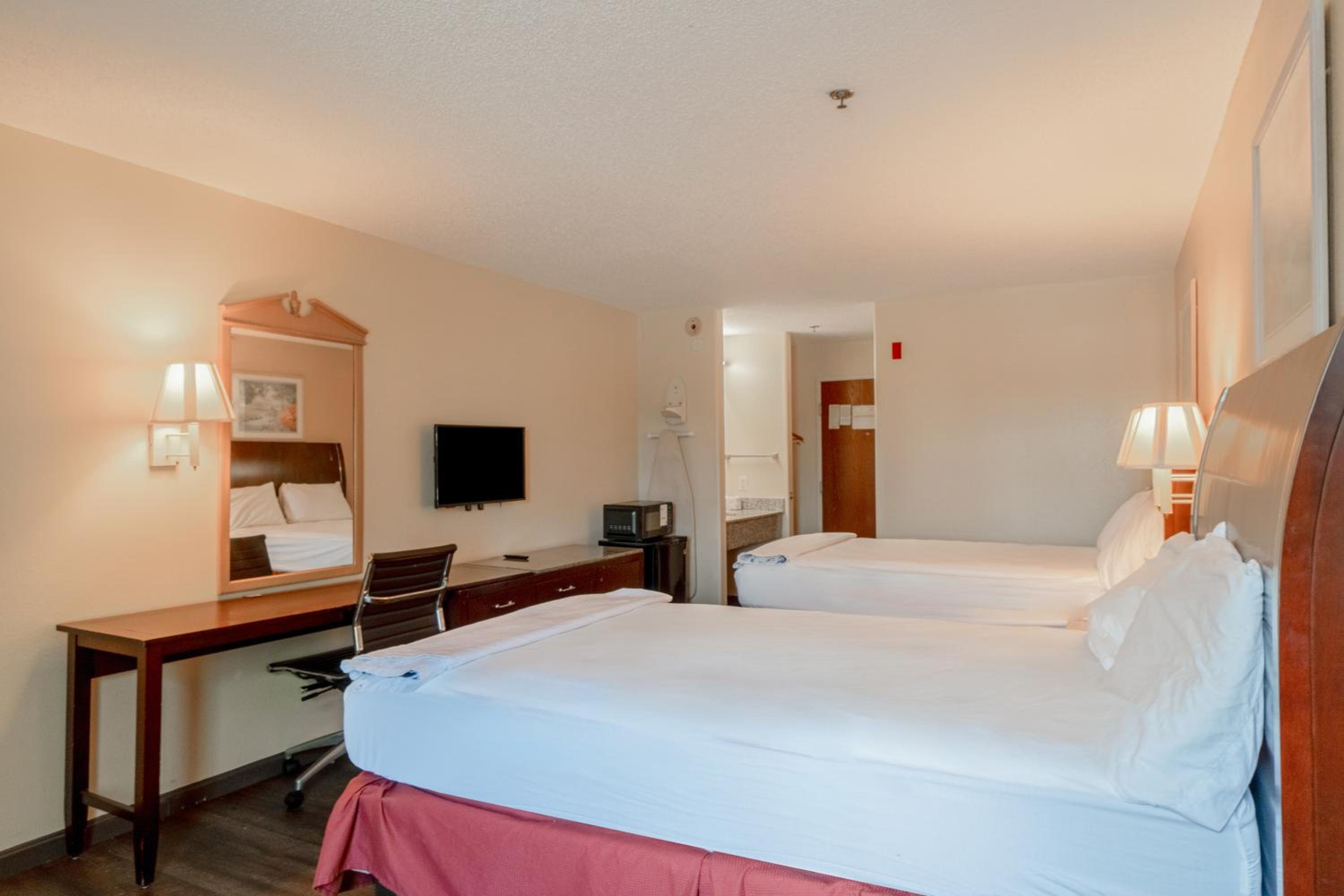 Capital O Fairway Inn Baytown La Porte TX - photo 17
