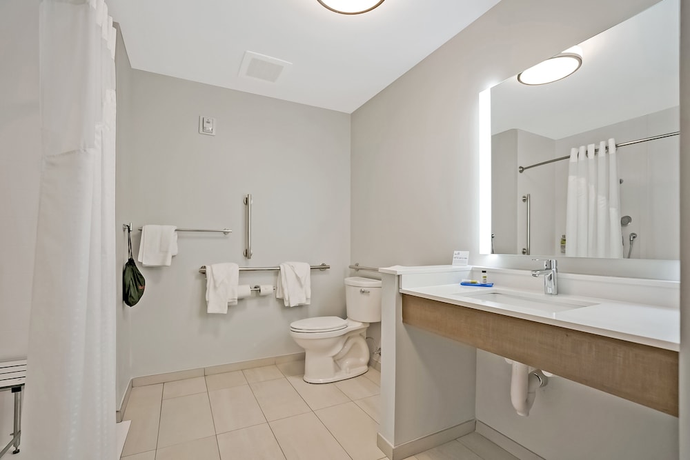 Holiday Inn Express Jacksonville South Bartram Prk - photo 28