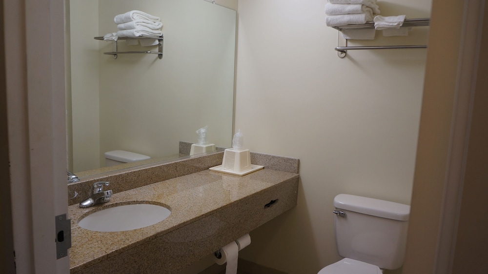Scotland Neck Inn - photo 25