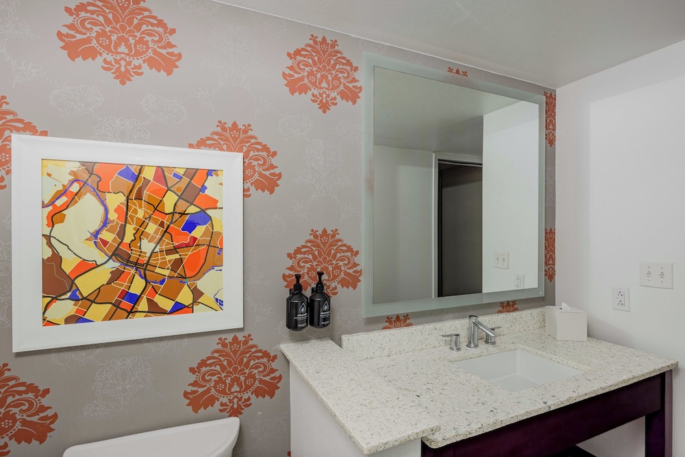 Hotel Indigo Austin Downtown University by IHG - photo 23